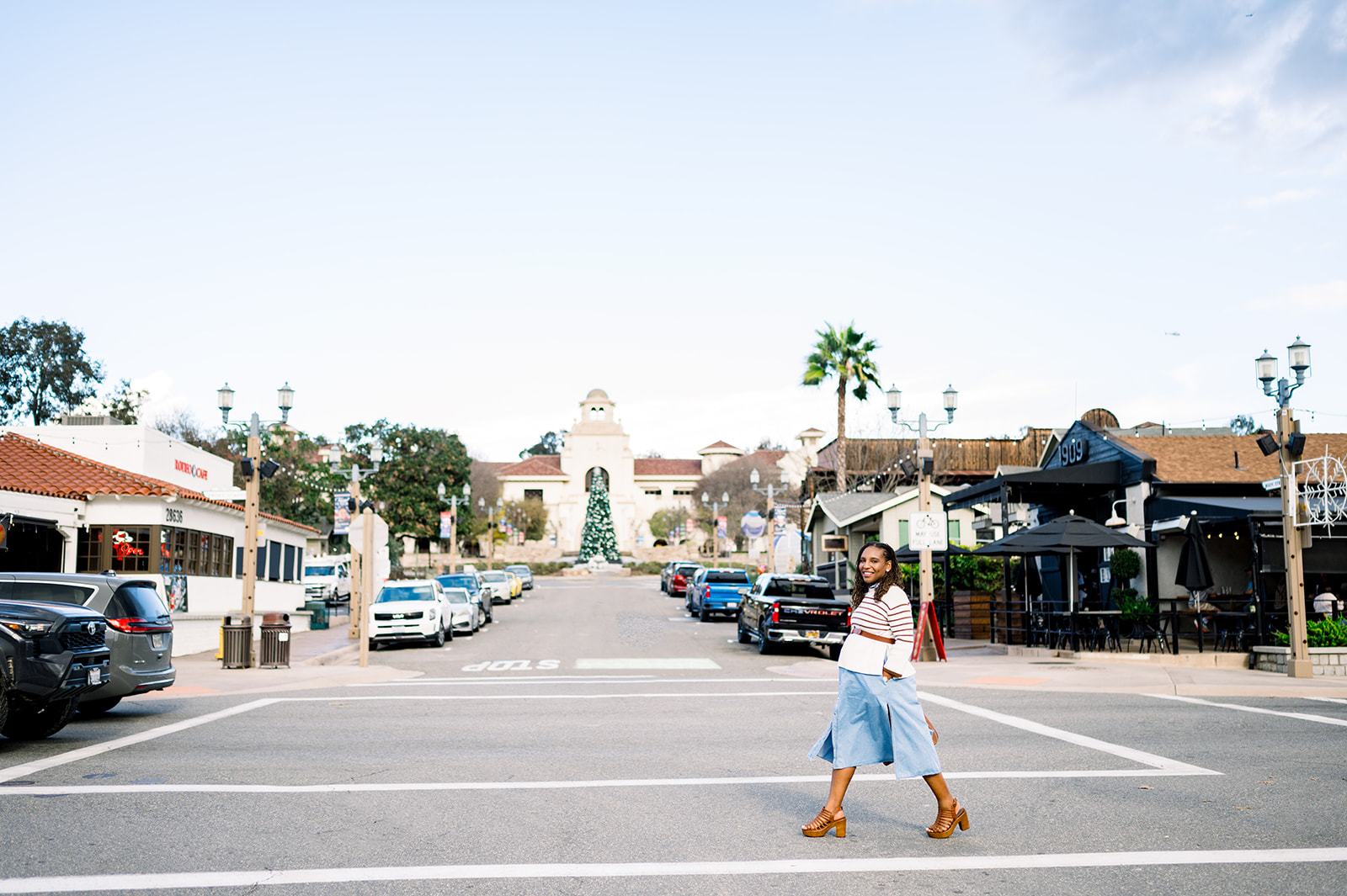 Temecula realtor poses as she crossed the street in old town for brand session